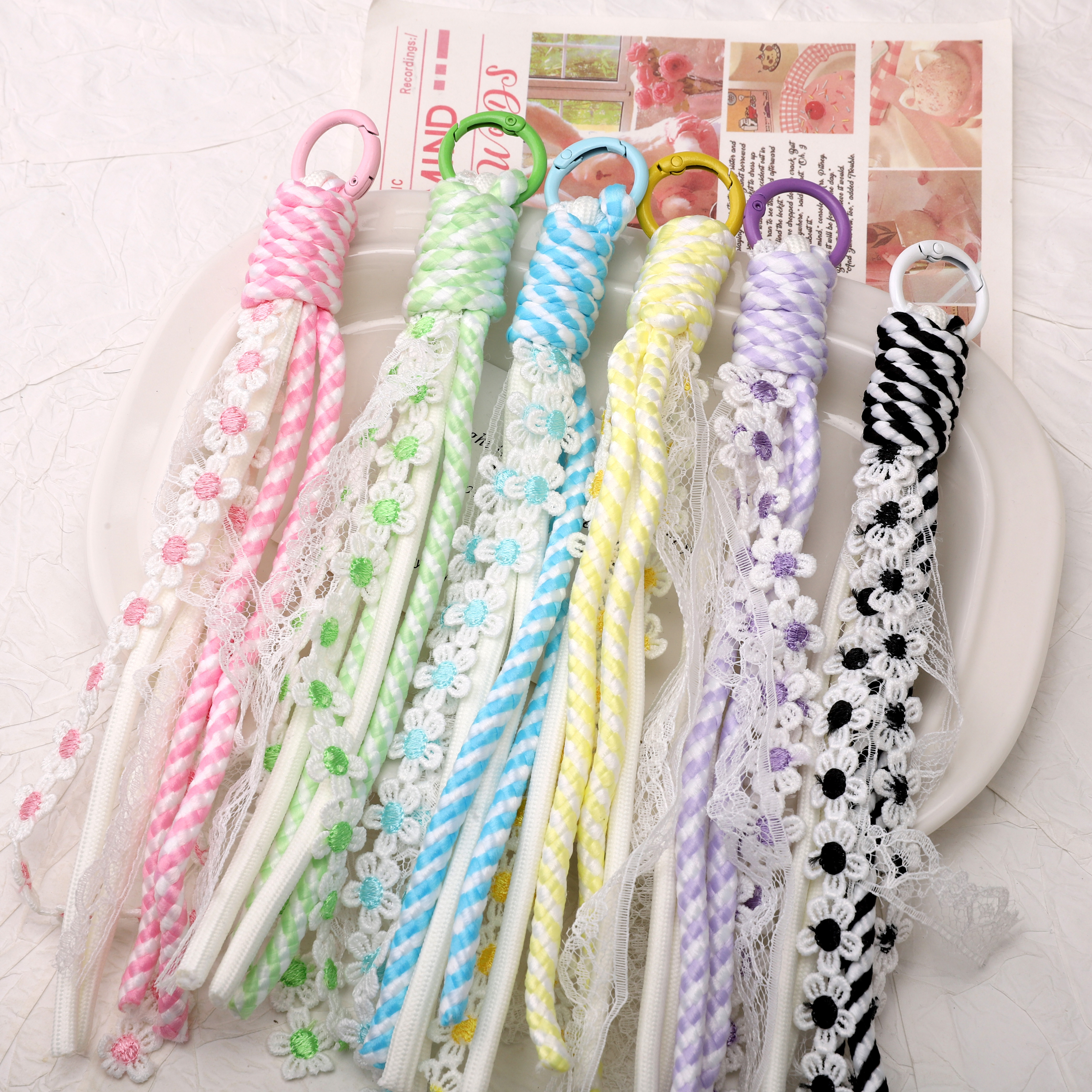 1pc Alloy Keyrings And Polyest - Phone Accessories Jewelry บทวิจารณ์และราคา